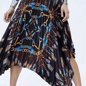 Zara Pleated chain print scarf asymmetric skirt